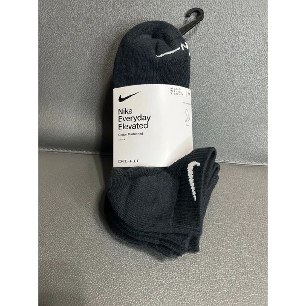 Nike Dri Fit socks 3 pack